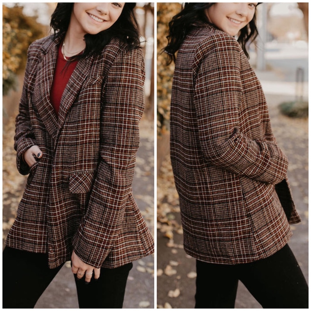 PEACH LOVE CALIFORNIA Vintage Chic Plaid Oversized Blazer - Picture 10 of 12
